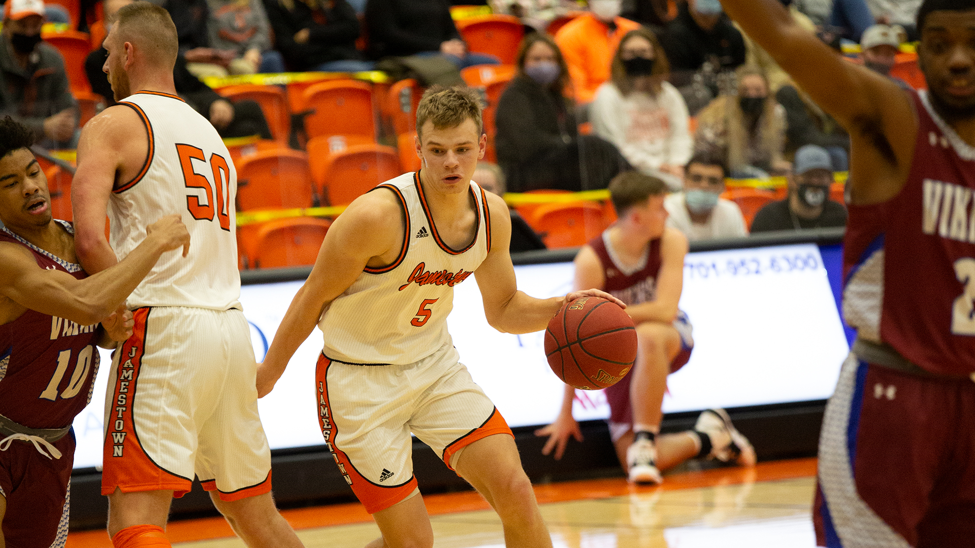 Jimmies fall at the buzzer to Mount Marty
