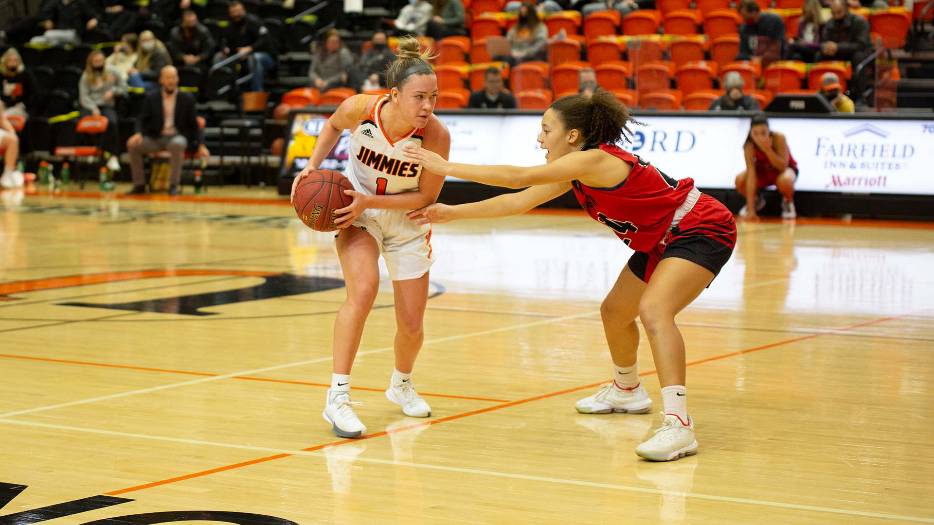 Tower's career-high 25 helps lead UJ past Northwestern