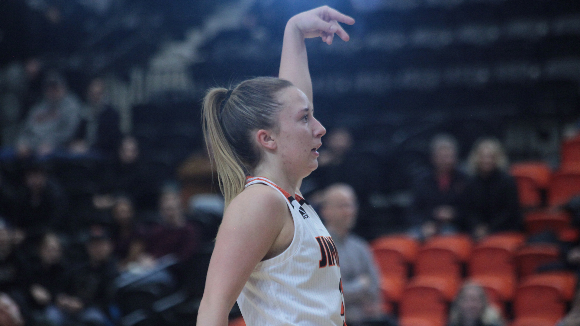 Jimmies defeat No. 19 Bulldogs, snap 13-game losing skid to CUNE